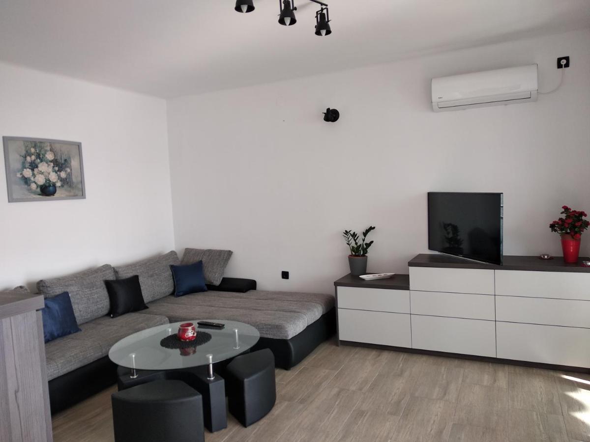 Apartman Angela غييكا المظهر الخارجي الصورة