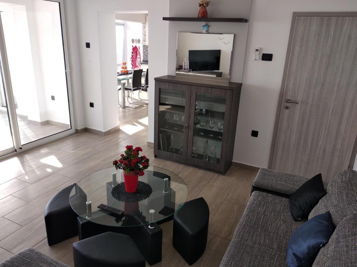 Apartman Angela غييكا المظهر الخارجي الصورة