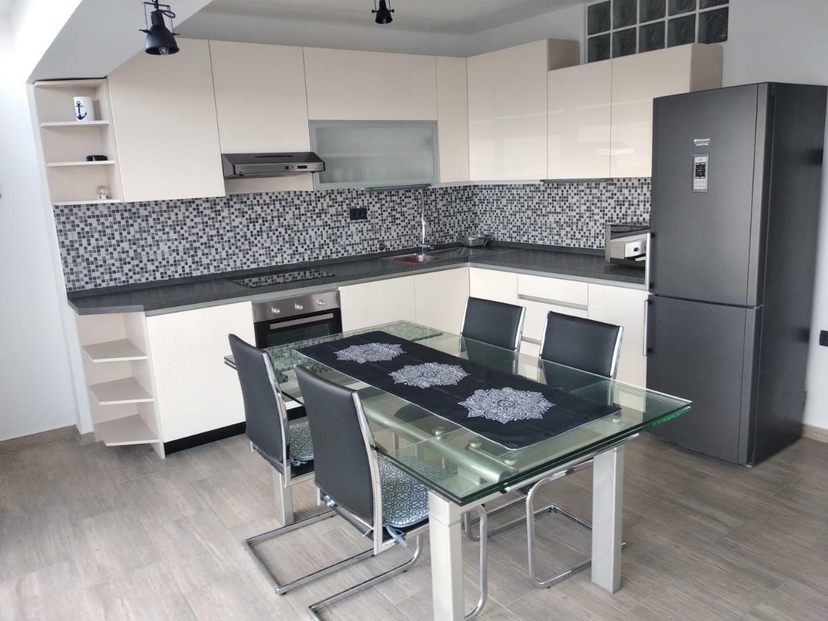 Apartman Angela غييكا المظهر الخارجي الصورة